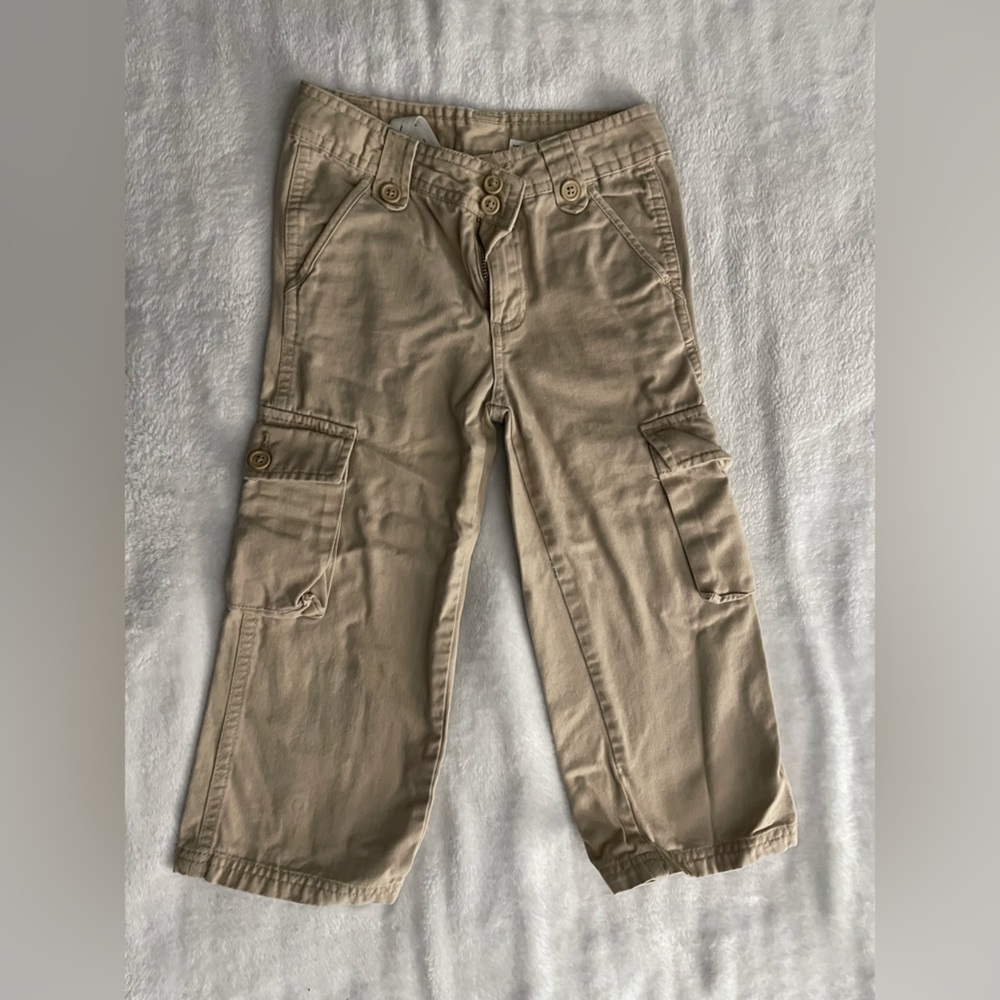 Basic Editions 6X tan cargo pants cropped with buttons